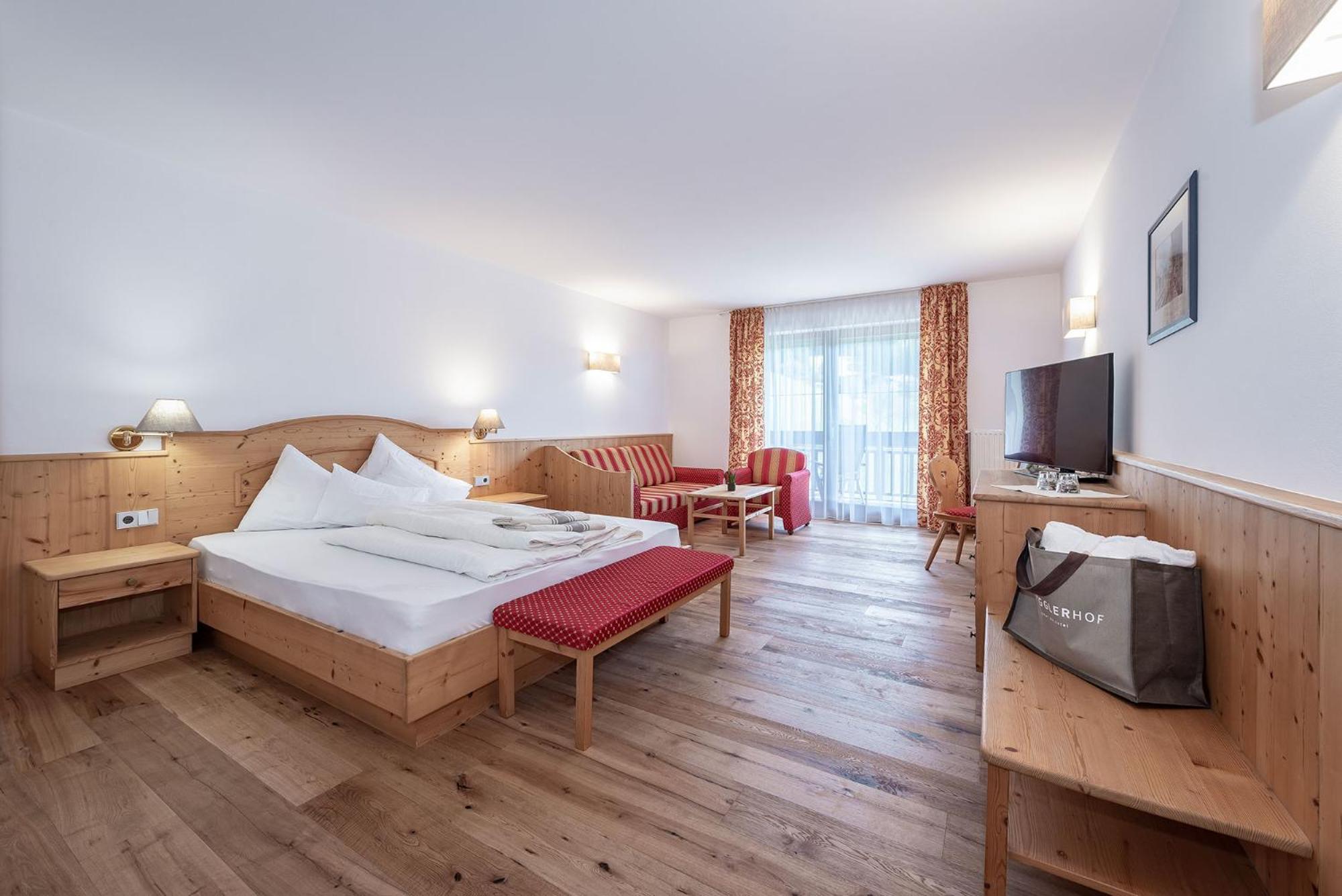 Hotel Torgglerhof Bressanone Esterno foto